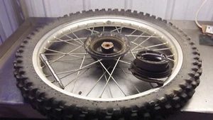 Honda XR 200R 1993 rueda delantera con cubo de freno y eje 80/100/21 XR200R T2-5U - Imagen 1 de 7