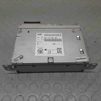 9811066180 Centralina autoradio PEUGEOT 208 1.2B 5P 2015 - Immagine 1 di 4