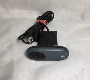 Logitech Webcam V-U0024 Fold Up Clip-On USB Built In Mic - Picture 1 of 4
