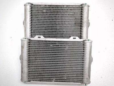 16-19 罐装 Am Spyder F3-T SE6 发动机电机散热器套装一对 — 第 1/4 张图片