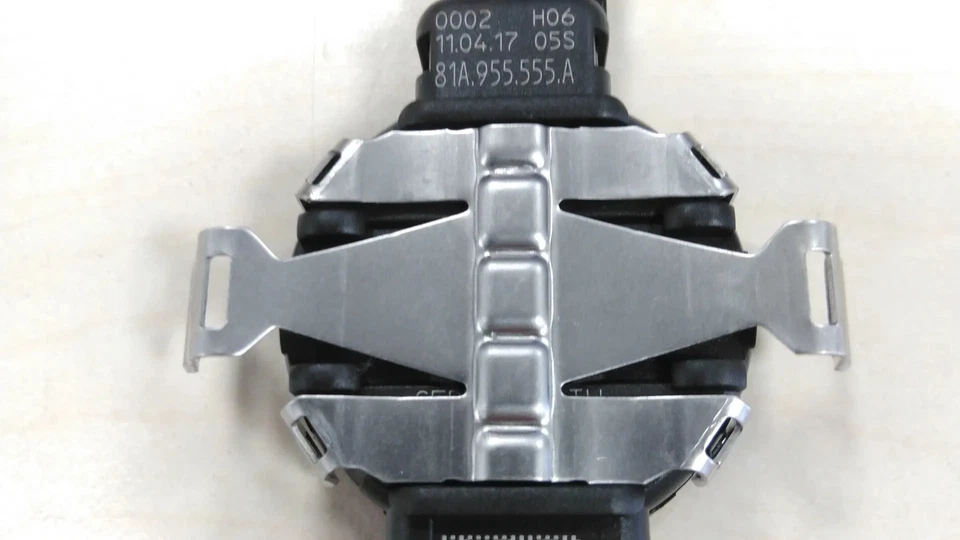 REGENSENSOR Audi A4 Avant (B9) 2017 ARTIKELNUMMERS / 81A955555B / 81A955555A - Bild 1 von 1