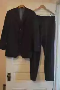 CHARCOAL GRAY TWO-PIECE WOOL PANTS SUIT BY HUGO BOSS ~ 42L "FLAWS" - Picture 1 of 21