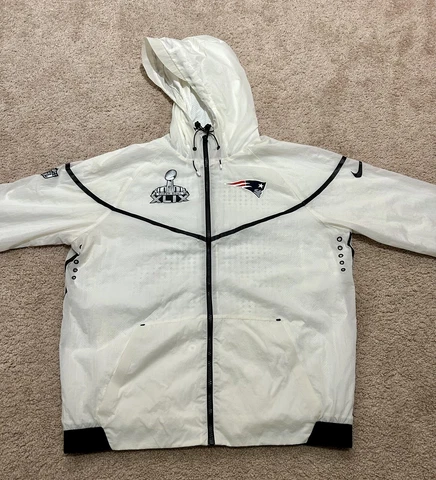 NEW ENGLAND PATRIOTS NIKE WINDRUNNER SUPER BOWL 49 XLIX MEDIA DAY JACKET MENS L Cover