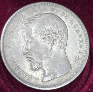 1871 R Guatemala Peso 90% Silver Rafael Carrera, First President KM# 190 - Picture 1 of 4