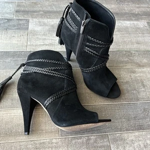Vince Camuto Black Booties Peep Toe Suede Tassel Women’s 7M/37 Sexy Stiletto - Picture 1 of 7