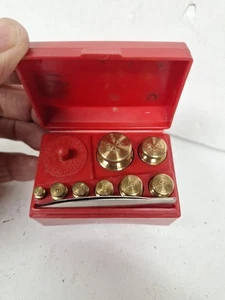Komplettes Vintage OHAUS Scale Corp Messing Gramm Gewichte Set mit Koffer #5502 USA - Bild 1 von 6