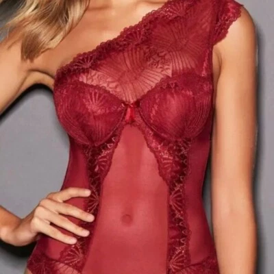 FREDERICK'S OF HOLLYWOOD x MEGAN FOX LEIA SCALLOPED 蕾丝 TEDDY 身体套装 S — 第 1/4 张图片