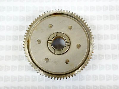 Kawasaki NOS NEW 13095-041 Clutch Housing F6 F7 KD KE KD175 KE175 - Imagem 1 de 4