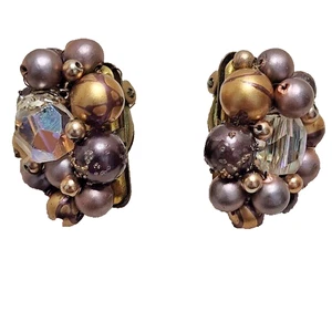 VINTAGE 50S JAPAN BEADED CLIP ON EARRINGS AURORA CRYSTAL PEARL CLUSTER - Picture 1 of 6