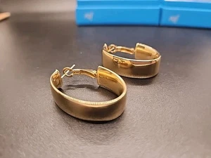 10K Yellow Gold Over Sterling Silver 1 3/16" Polished Hoop Earrings AG301A JTV - Picture 1 of 9