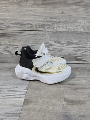 Tênis de basquete pré-escolar Nike Giannis Immortality 4 PS Youth 9C FZ6733-100 - Imagem 1 de 4