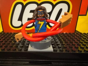LEGO - Minifigur - Marvel - Ms. Marvel (Kamala Khan) - sh0375 / sh375 / 2017 - Bild 1 von 8