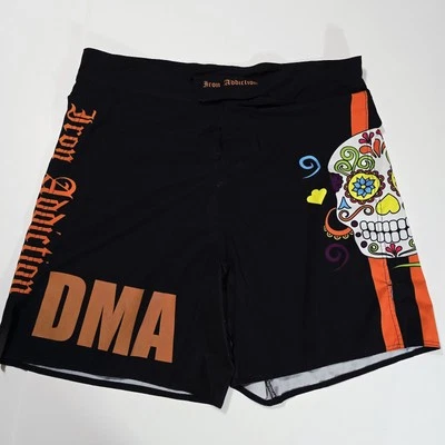 Pantalones Cortos MMA Iron Addiction Talla XL Día de los Muertos Calavera Negro y Naranja  Foto 1 de 4