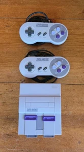 Super Nintendo Super NES Mini Console CLV-201 w/2 Controllers Untested As Is - Picture 1 of 6