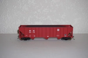 Walthers? Tramoggia scala HO BNSF 3 baie BNSF 616418 - Foto 1 di 5