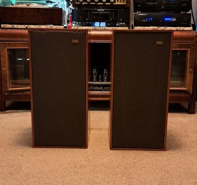 Classic Spendor BC1 Speakers  w Original Spendor Stands - Image 1 of 4