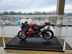 Acrylic Display Cases  black leather base for 1:12 motorcycle model not included