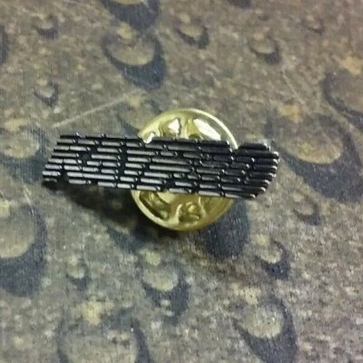 Distintivo antigo KayPro San Diego CA fabricante de computadores pessoais e domésticos - Imagem 1 de 4