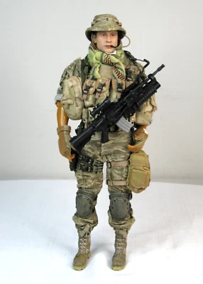Hot Toys 1:6 USMC Sniper Desert Tiger Version Figure - Image 1 of 4