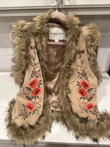Boston Proper Brown Faux Fur Vest Gorgeous Floral Embroidery Size 8 - Picture 1 of 4