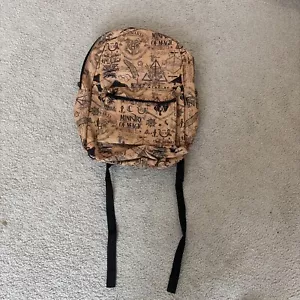 Harry Potter Zaubereiministerium Rucksack Zauberer Hogwarts Drache Horkrux Büchertasche - Bild 1 von 3