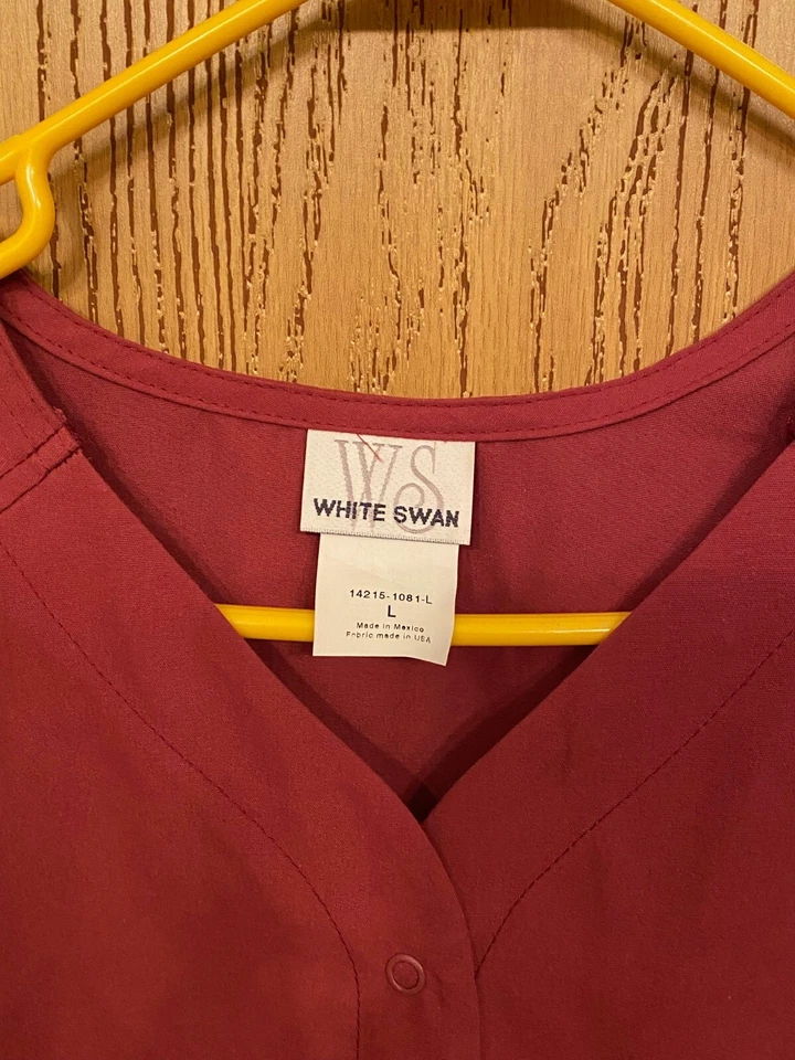 Medical Scrub Tops White Swan large Plum color Snaps and Pockets - Image 1 of 3