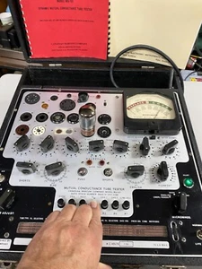 Canadian Marconi Company Model MU101 Mutual Conductance Tube Tester Very Clean - Picture 1 of 10
