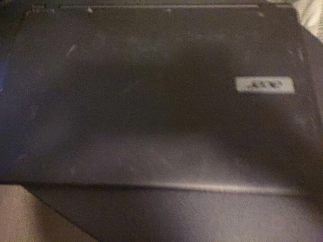 Portátil Acer Aspire ES1-512 Series MS2394 Intel Celeron N2840 2,16 GHz Foto 1 de 1