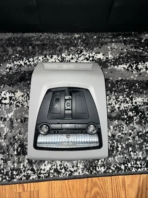 Lámpara de luz domo techo BMW 535i 550i 2007-2011 OEM 28273844 CE0282 Foto 1 de 4