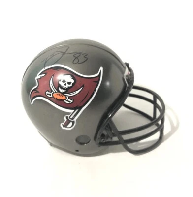 Minicasco de fútbol americano Riddell autografiado por Vincent Jackson Tampa Bay Buccaneers Foto 1 de 4