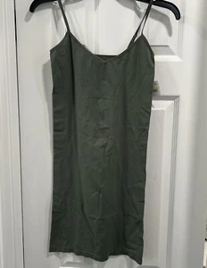 Free People olivgrünes nahtloses Mini-Schlupfkleid Damengröße XS/S neu mit Etikett - Bild 1 von 4