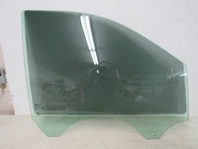 20-23 GMC SIERRA SLT 3500 HD RIGHT FRONT WINDOW DOOR GLASS PASSENGER OEM #6872 - Image 1 of 4