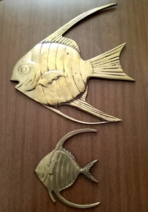 2 VTG Brass ANGEL FISH Wall ART Hanging BEACH Nautical TROPICAL Coastal - Picture 1 of 8