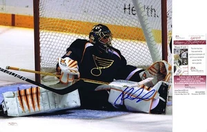 JAROSLAV HALAK Signed ST. LOUIS BLUES 11X14 PHOTO - JSA G41217 - Picture 1 of 1