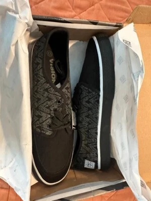 REDUCED Vision Street Wear East 20th men's shoes size 13 black - Image 1 of 4