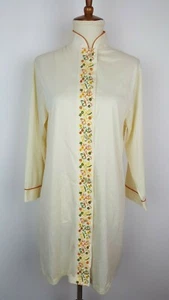 Vintage 70s Sears Nightgown Short Embroidered sz 32 Boho Hippie Flower Child - Foto 1 di 9
