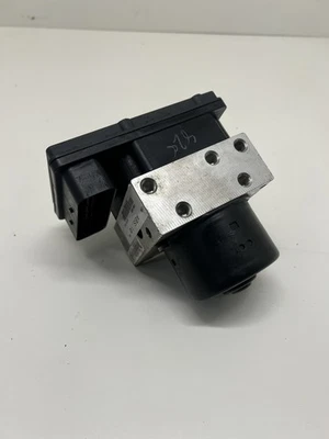 2005-2011 Nissan Frontier Xterra ABS Anti Lock Brake Pump Module Assembly OEM - Image 1 of 4