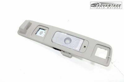 Cadillac CTS 2018-2019 techo trasero izquierdo cúpula lectura cortesía luz lámpara OEM Foto 1 de 4