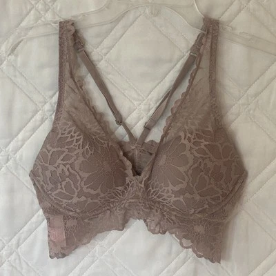 Sujetador push up ROSA Victorias Secret ROSA Floral Encaje Espalda Cruzada Lila Pequeño Foto 1 de 4