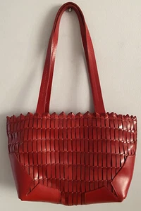 Borsa a tracolla ELLEPI fatta a mano in pelle intrecciata rossa doppio manico Made in Italy - Foto 1 di 5