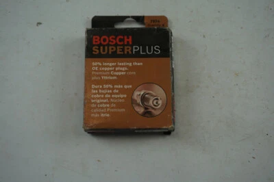BOSCH SUPER PLUS 7974 SPARK PLUGS 4 件装 NOS — 第 1/4 张图片