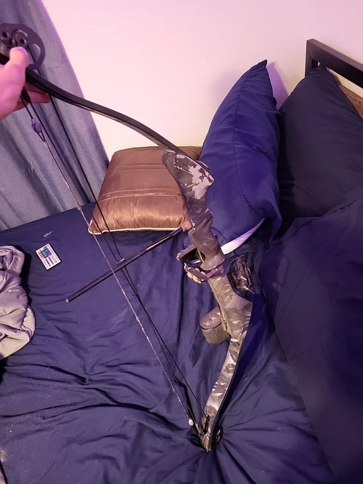 Browning Micro Midas Compound Bow - Image 1 of 1