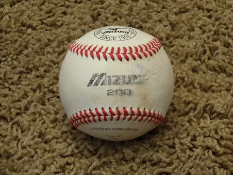 Official Mizuno 200 Baseball~GAME USED BALL Cover