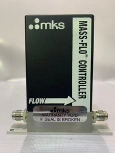 mks / MASS-FLO / Flow Controller / 1179BX52CR14VSPC1 / 300 SCCM / SiH4 - Picture 1 of 10