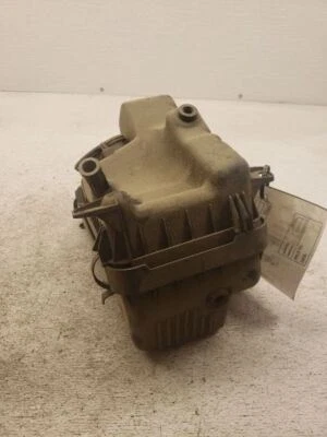 Filtro de aire Toyota Corolla motor 4AFE construido en América del Norte se adapta a 1993-1997 OEM Foto 1 de 4