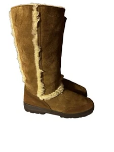 UGG Sundance II Sz9  #5325 Sheepskin Upper Wool Lining Women's Boots Chestnut - Picture 1 of 13