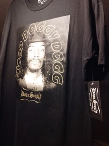 Snoop Dogg Black T-Shirt Mens Size M Dogg Supply New ~Music Legend HIP HOP - Picture 1 of 3