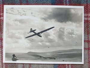 VINTAGE GERMAN POSTCARD GLIDER GRUNAU BABY II IN FLIGHT - Foto 1 di 3