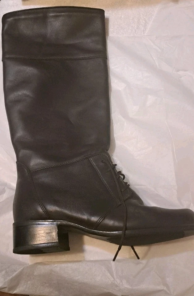 Botas hasta la rodilla con cordones de cuero marrón forradas Canadá de colección 9B 39 Foto 1 de 1