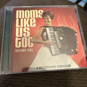 Moms Like Us Too Volume One CHRISTIAN ALTERNATIVE/PUNK/SKA Project 86 Dingees SS - Picture 1 of 2